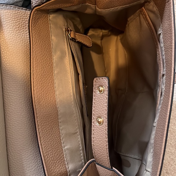 Backpack - Picture 3 of 5